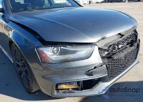 2013 Audi S4 3.0T Premium Plus z USA, uszkodzony, nr VIN WAUBGAFL0DA100527